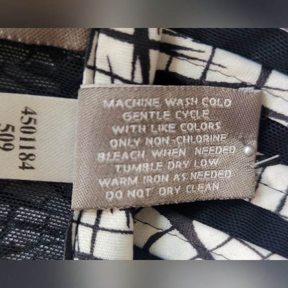 Chico's Travelers Collections zip up topper - Picture 5 of 5